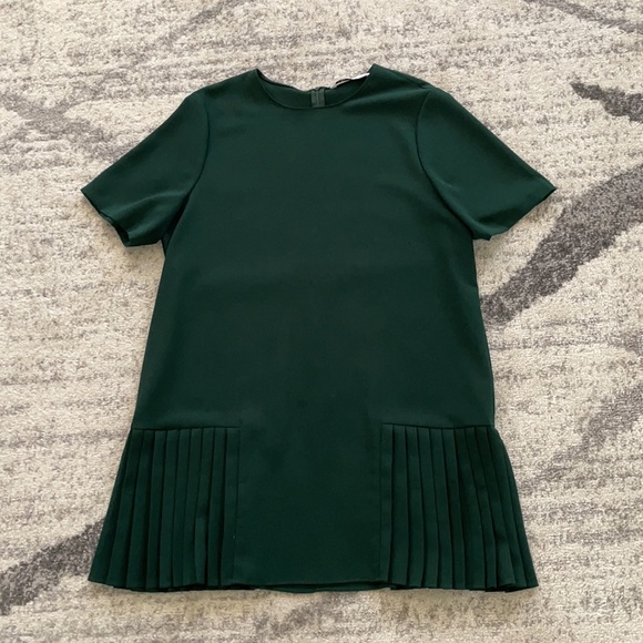 Zara Green Pleated Bottom Dress - Picture 1 of 4